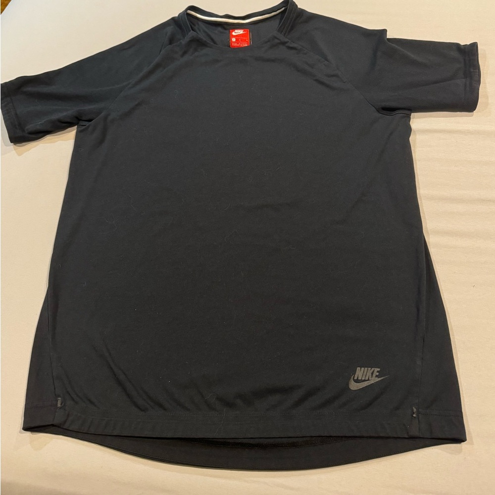 Nike tee
